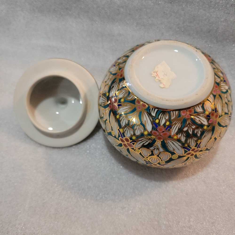 Canister - Picture 6 of 6